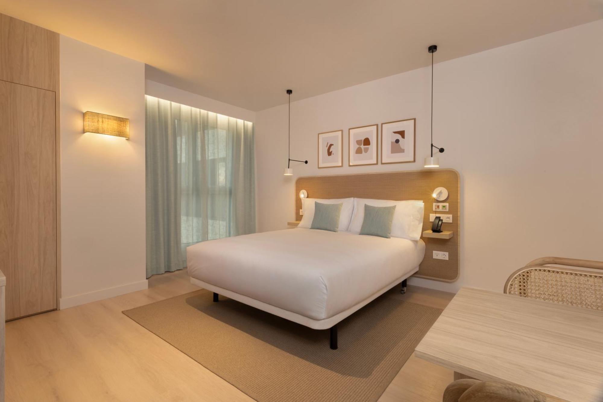 Staybridge Suites & Apartments Malaga By Ihg Esterno foto