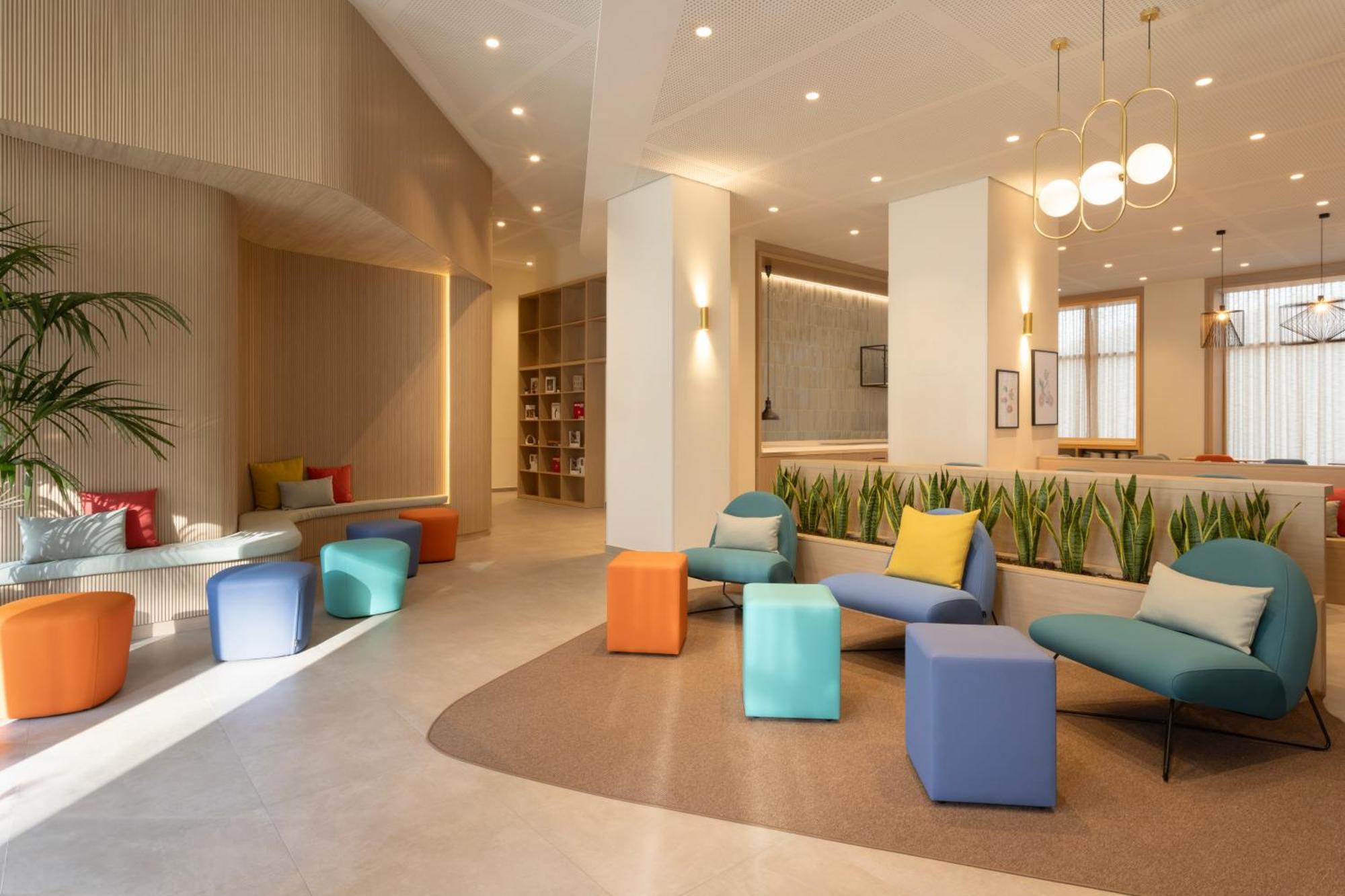 Staybridge Suites & Apartments Malaga By Ihg Esterno foto